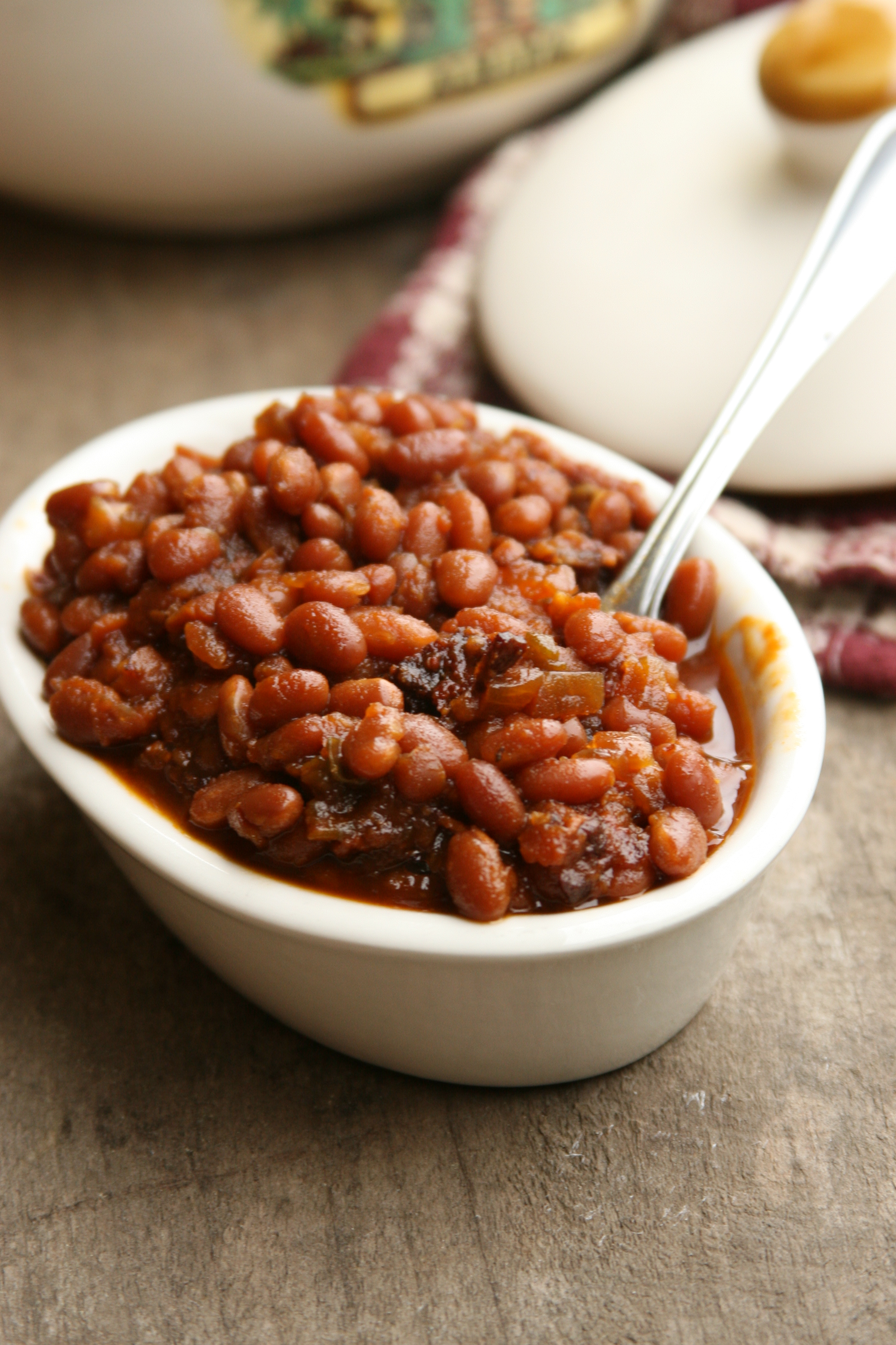 Country Style Baked Beans - A Farmgirl's Kitchen