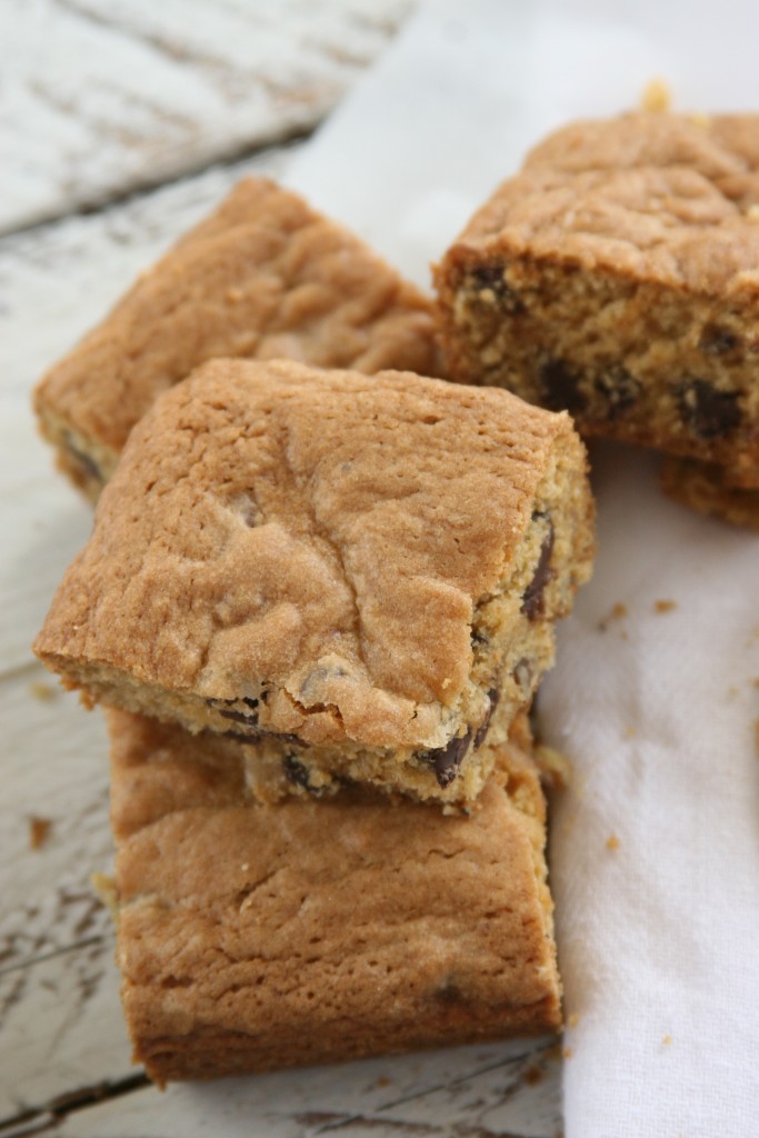 Maple & Pecan Blondie bars