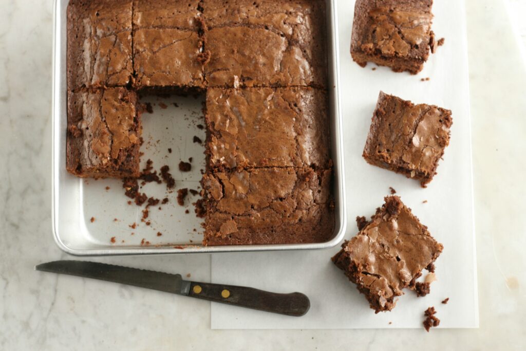 Easy Chewy Fudge Brownies 