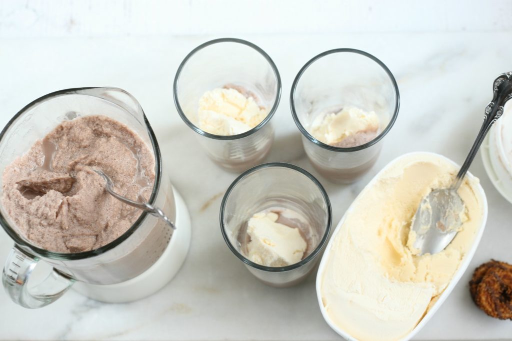 Layering frozen hot chocolate into cups