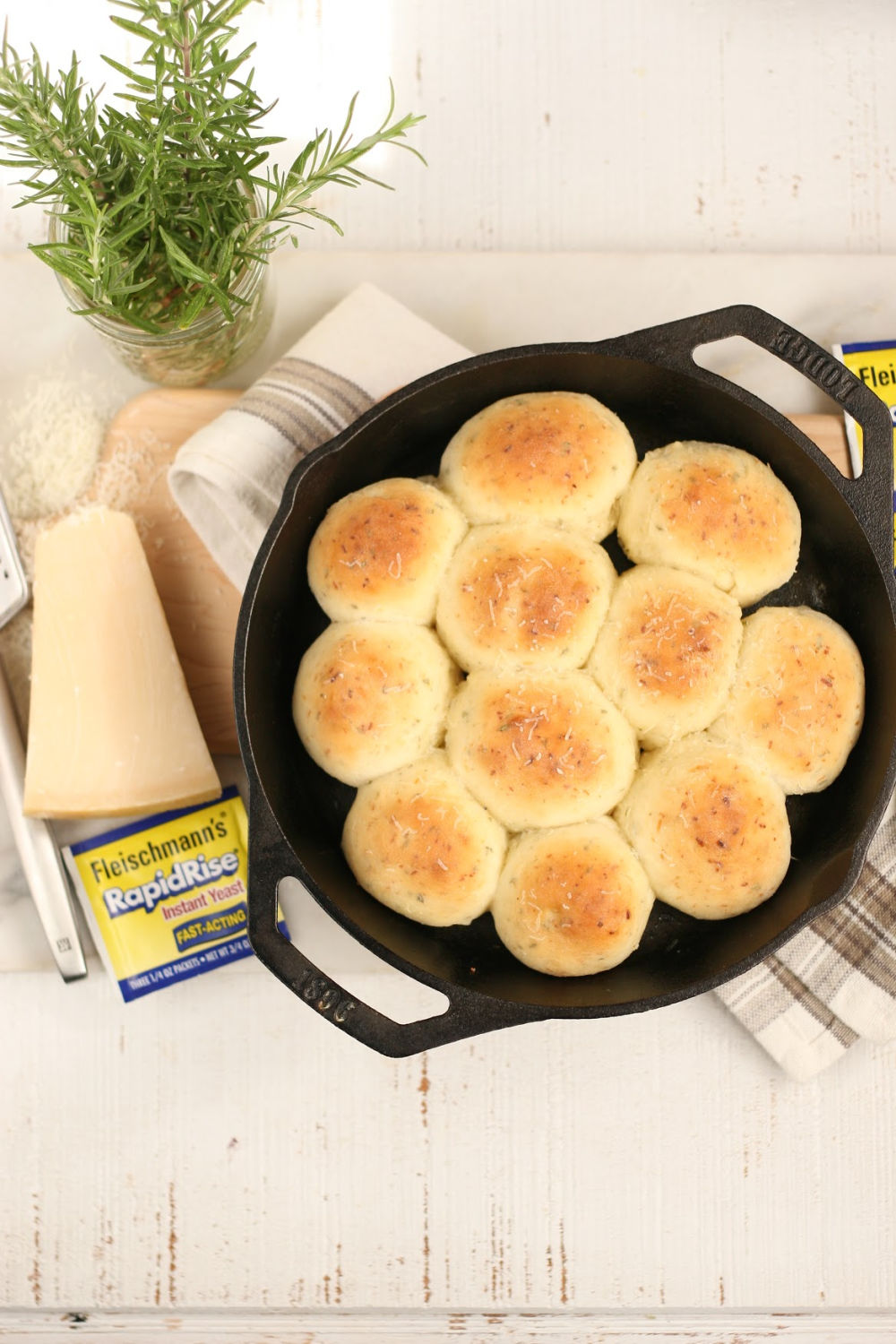 Cast Iron Herb Parmesan Dinner Rolls A Farmgirl's Kitchen