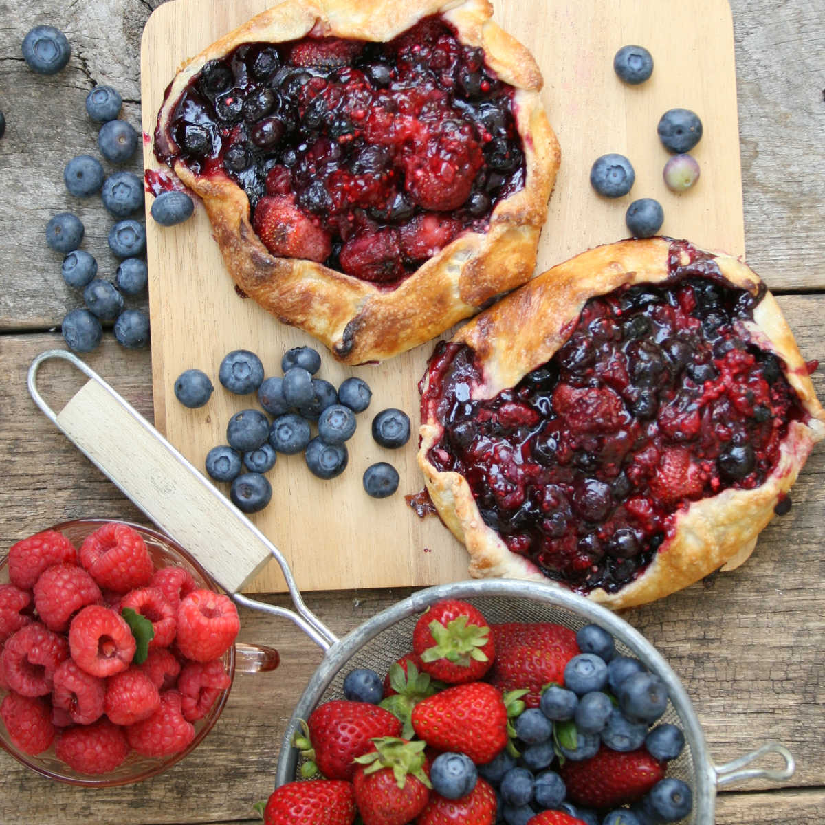 https://afarmgirlskitchen.com/wp-content/uploads/2020/01/Pie-crust-recipes.jpg