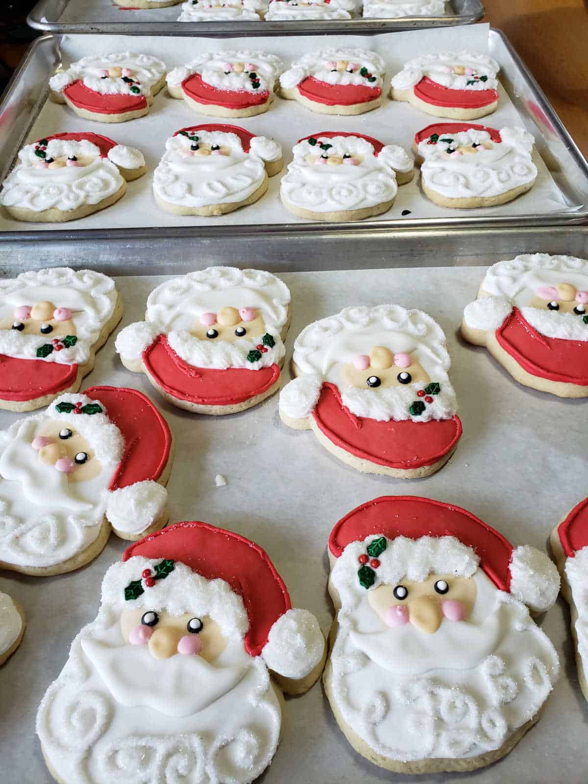 Christmas Sugar Cookies (Icing for cookies) | A Farmgirl's Kitchen