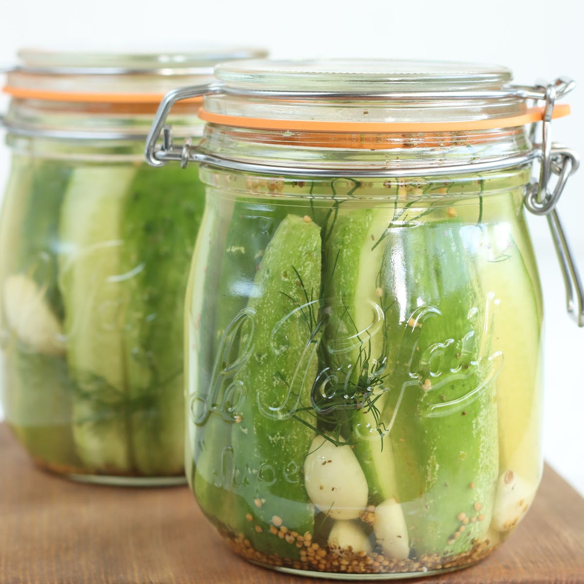 Quick and Easy Refrigerator Dill Pickles A Farmgirl's Kitchen