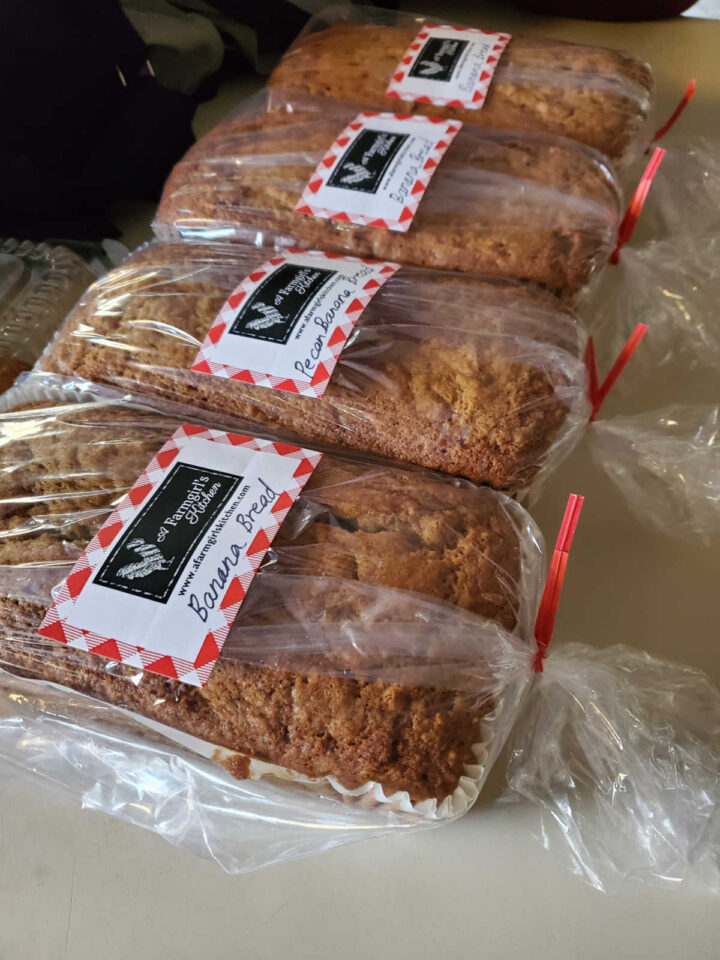 old-fashioned-banana-bread-3-loaves-a-farmgirl-s-kitchen